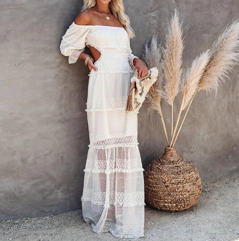 Schulterfreies Langarm Boho Sommerkleid in Weiß mit Sexy Cut Out