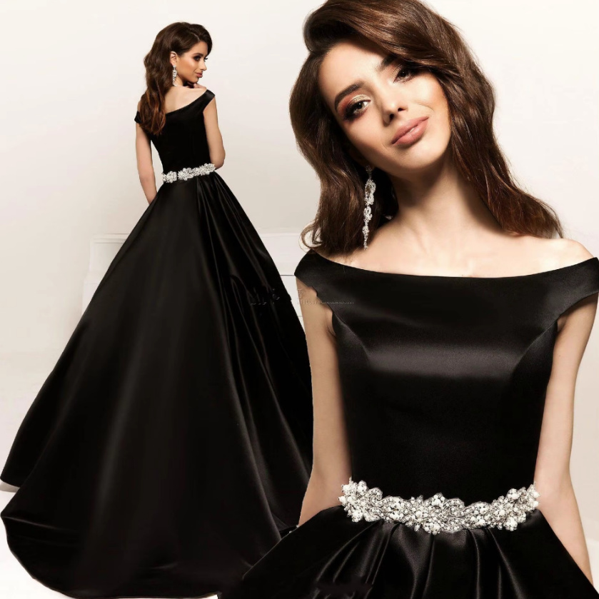 Elegantes Satin A Linie Abendkleid Danica in Schwarz